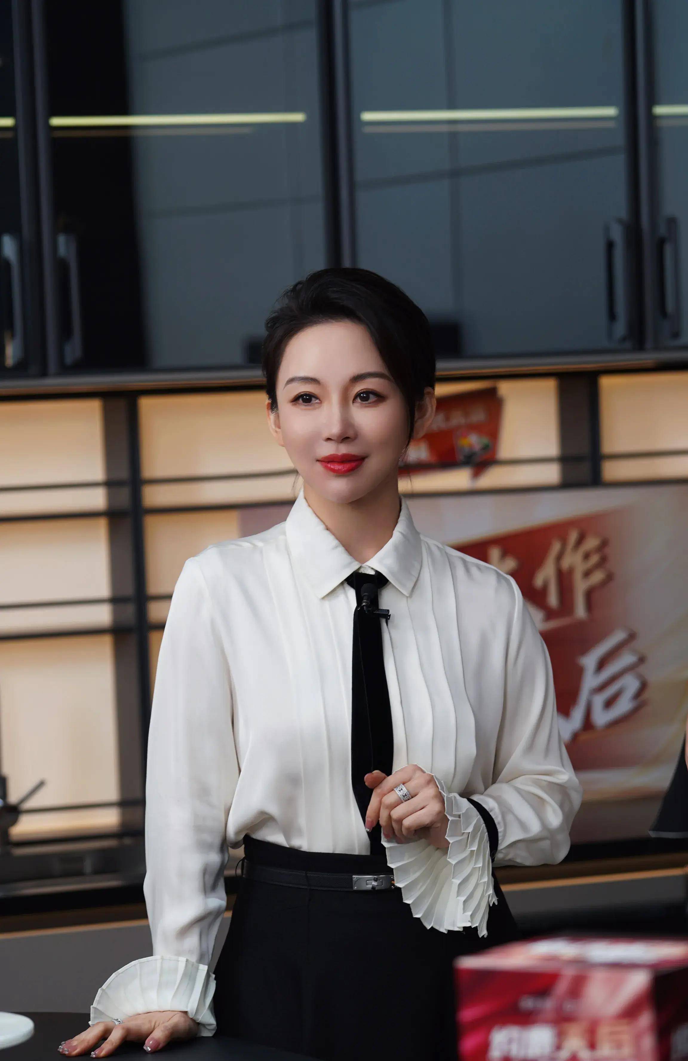 潘晓婷照片(潘晓婷的相片)